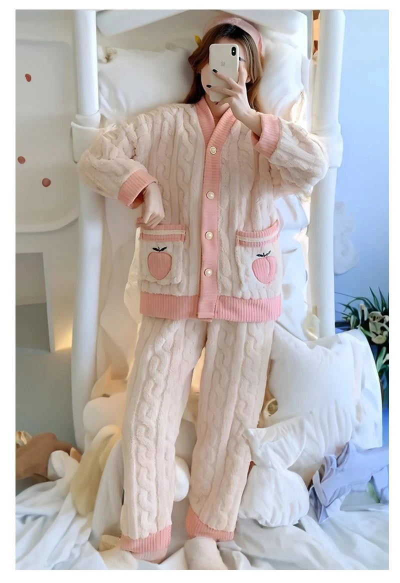 Women's Warm Velvet Pyjama Set