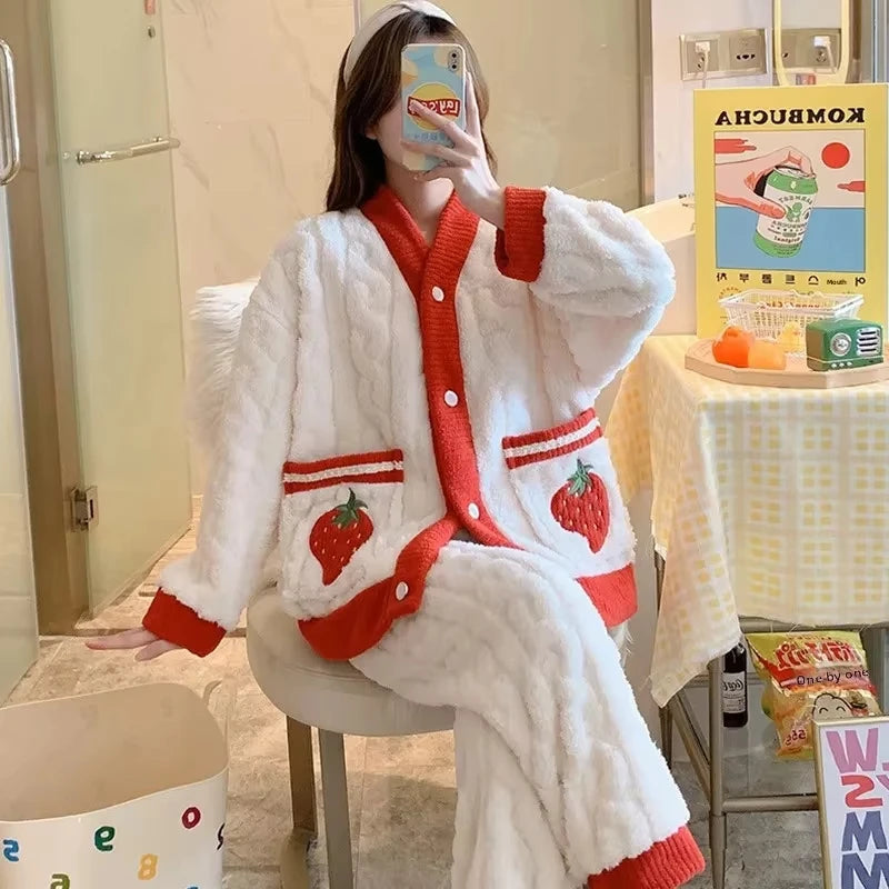 Women's Warm Velvet Pyjama Set